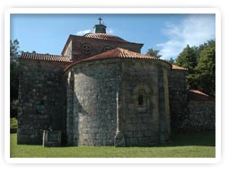 Igrexa de Santa María de Bemil.